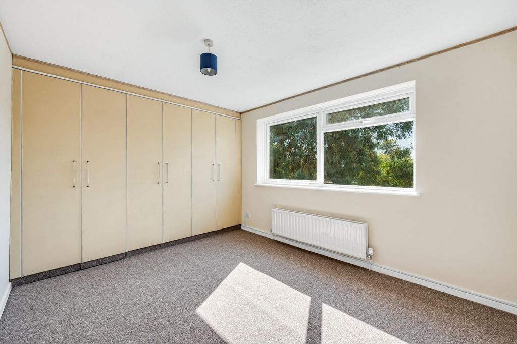Property photo 3 of 7
