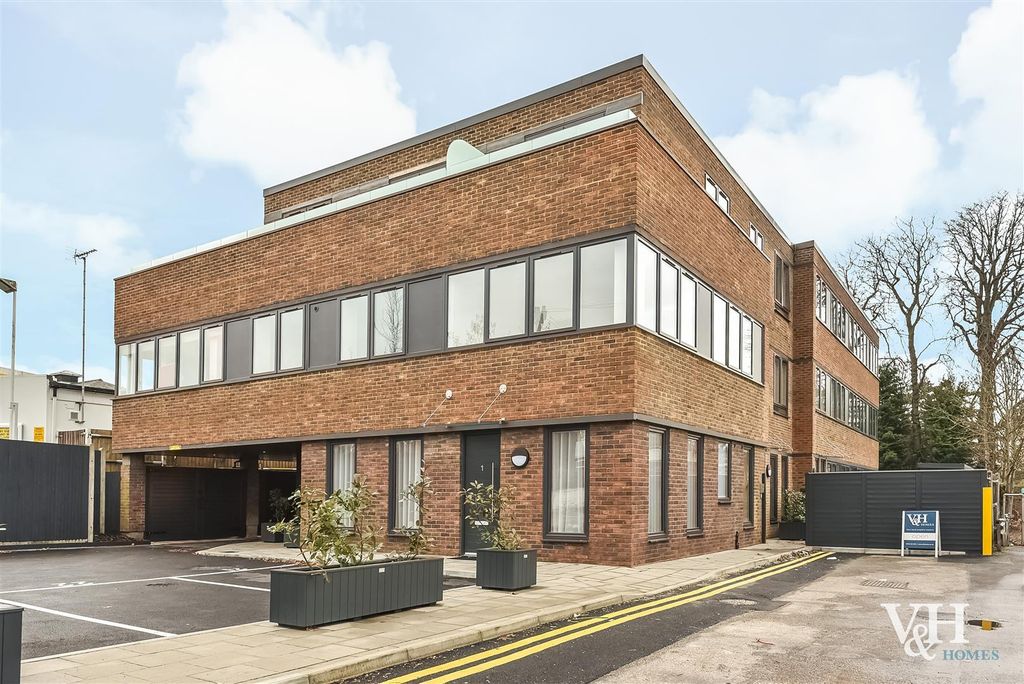 Property photo 2 of 5 Front External - Ashworth House.Jpg