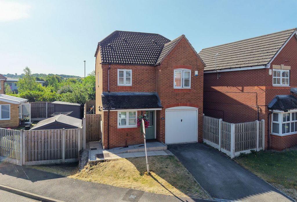 Property photo 1 of 30