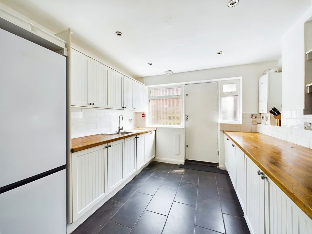 Property photo 1 of 31 Picture No. 15