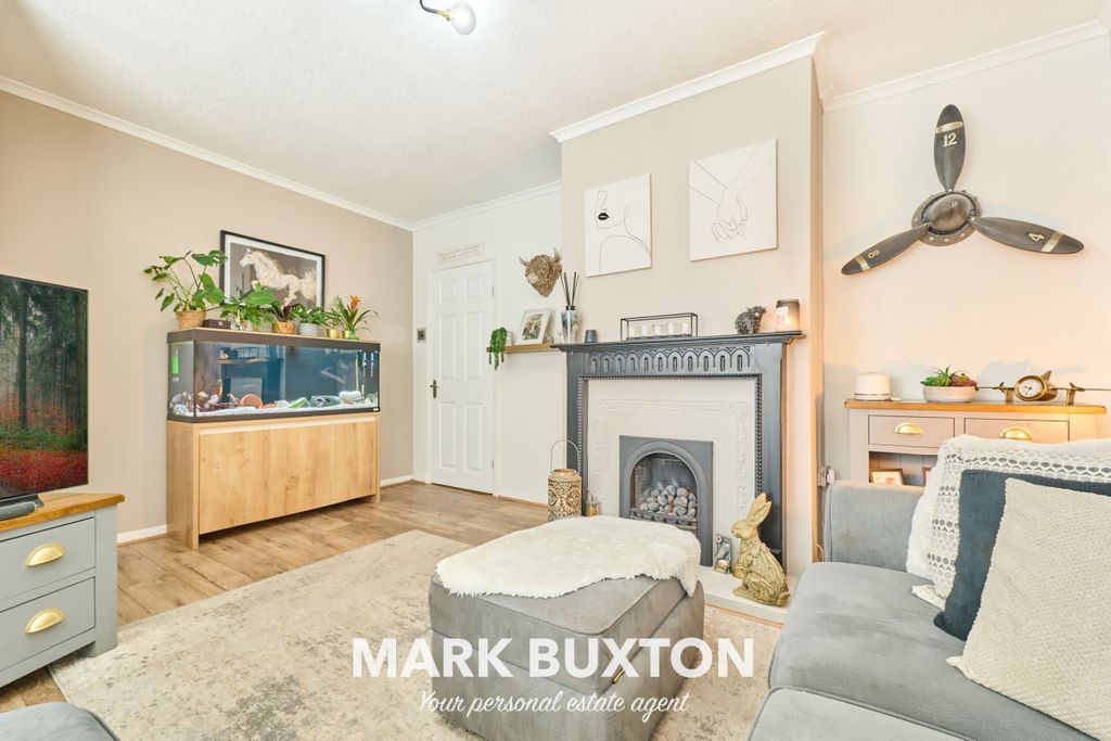 Property photo 3 of 26
