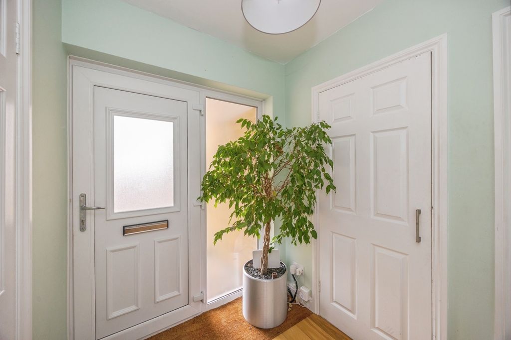 Property photo 2 of 24 Pbox-Img.Jpg