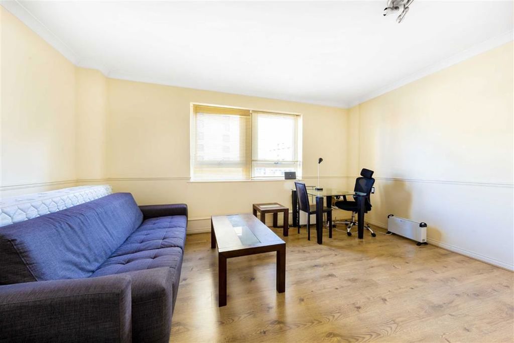 Property photo 3 of 6