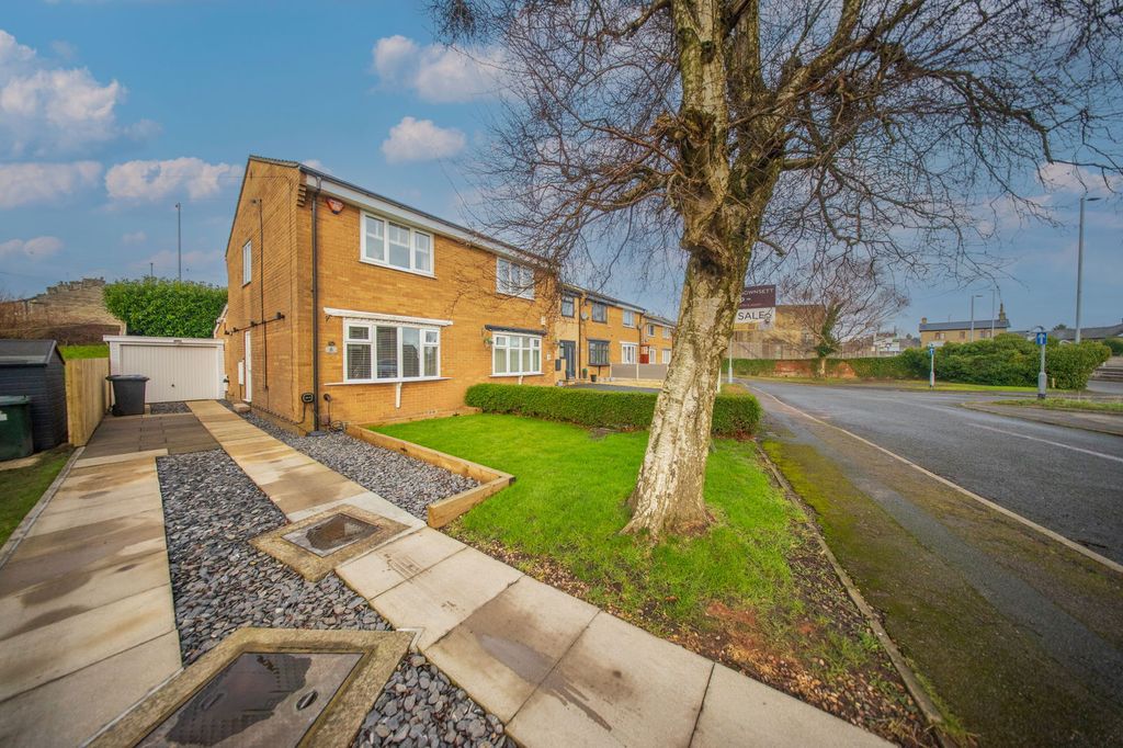 Property photo 1 of 25