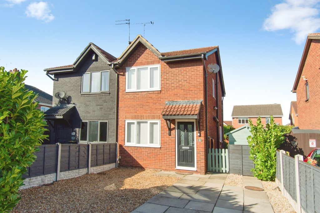 Property photo 1 of 11