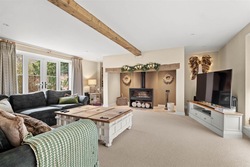 Property photo 2 of 29