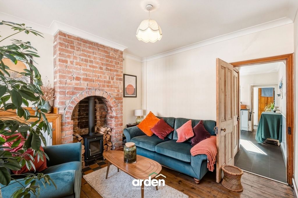 Property photo 3 of 14