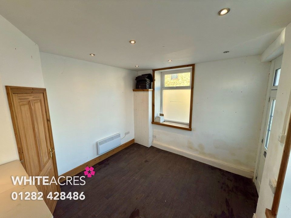 Property photo 2 of 6 Photo 7