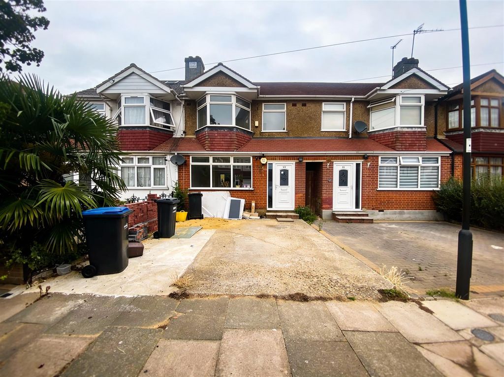 Property photo 1 of 1 Forest Road.Png