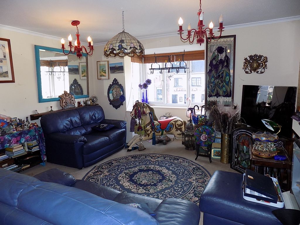 Property photo 3 of 8