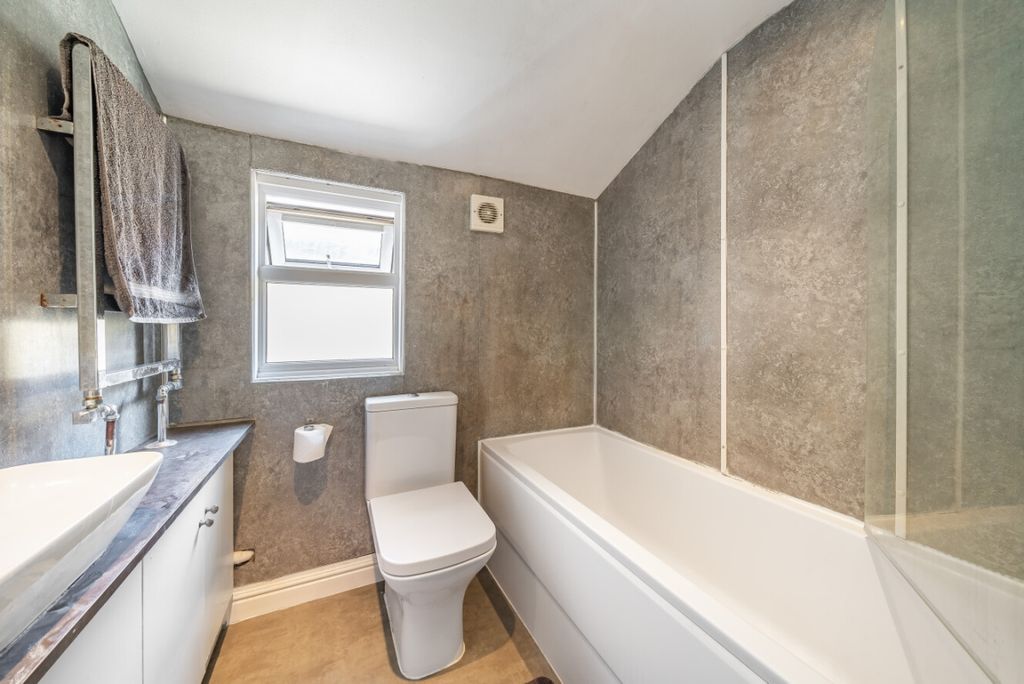 Property photo 3 of 6 1141471 (7)