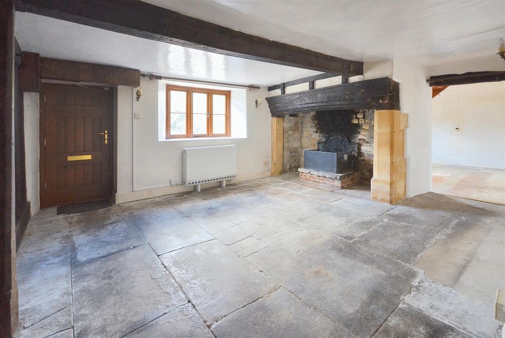 Property photo 2 of 14 Reception Hall