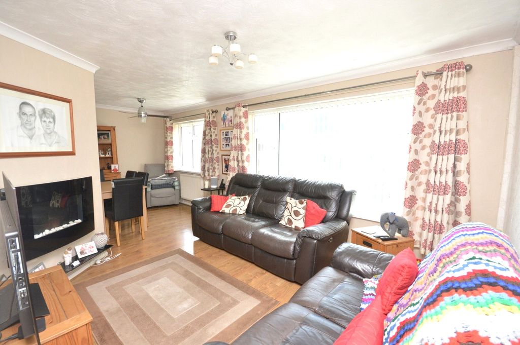 Property photo 3 of 14 Picture No. 04