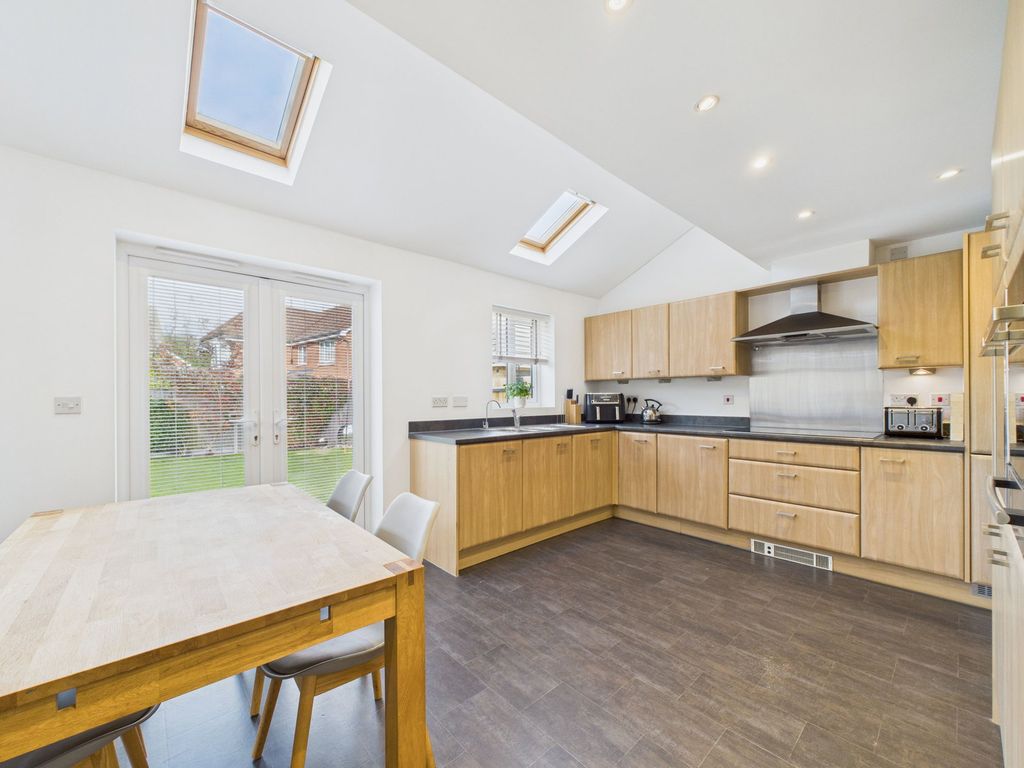 Property photo 3 of 21