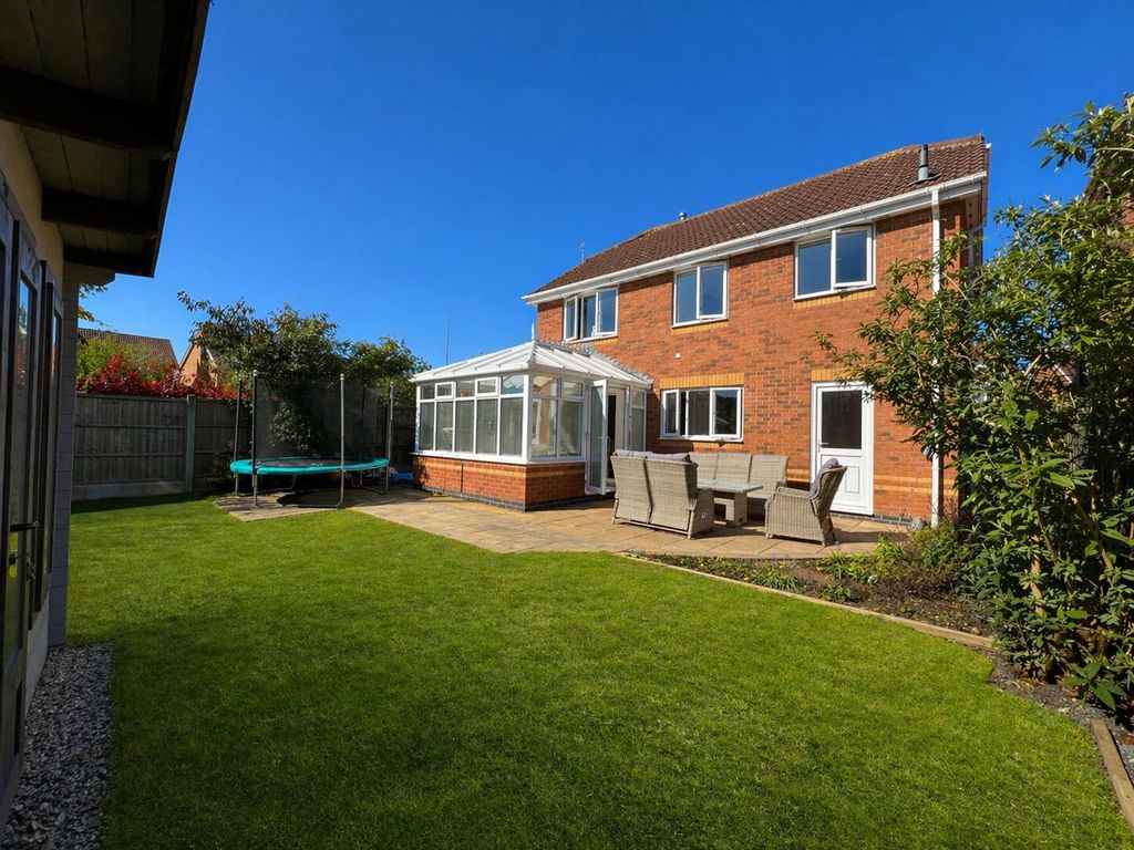 Property photo 2 of 23