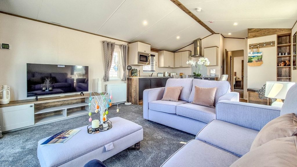 Property photo 3 of 15 20250514 101329