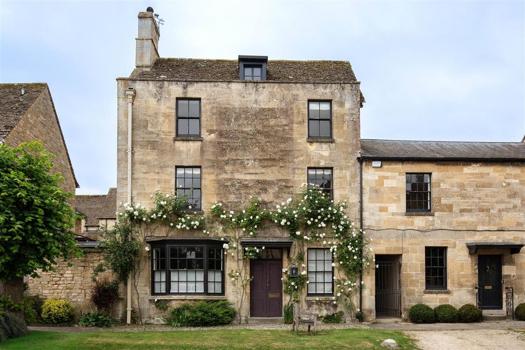 Property photo 1 of 43 Hanoverhouse(Screenoptimised)29Jpg.Jpg