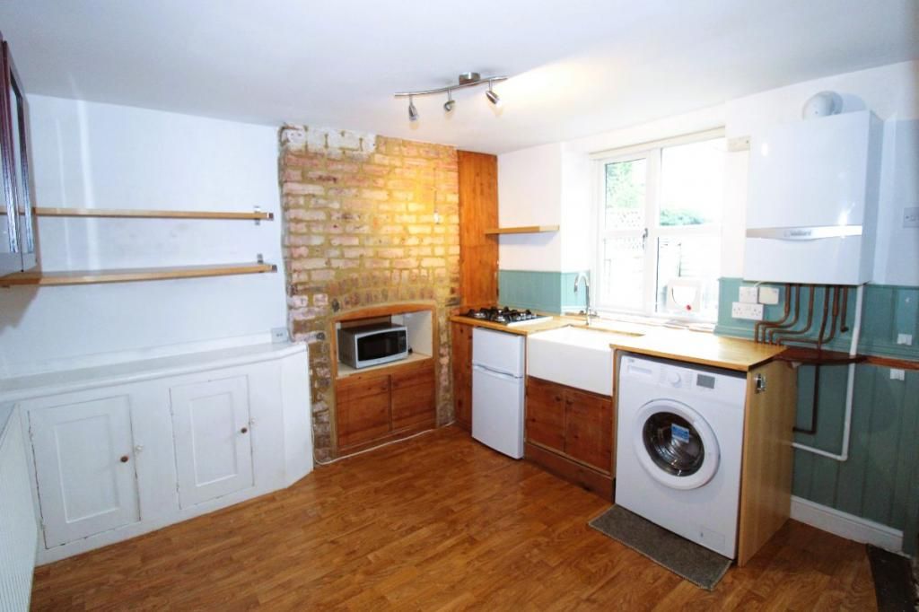 Property photo 2 of 6