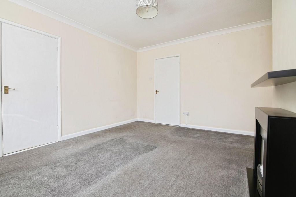 Property photo 3 of 16 Ash-16.Jpg