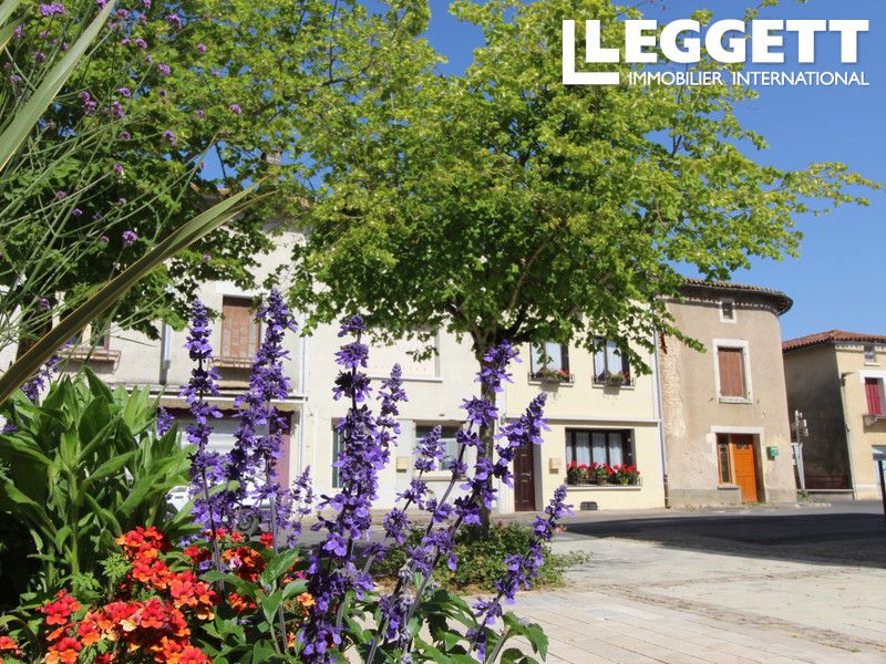 Property photo 2 of 10