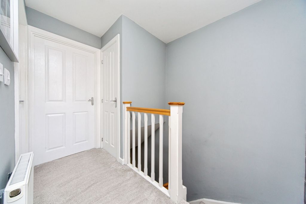 Property photo 2 of 15 Hall