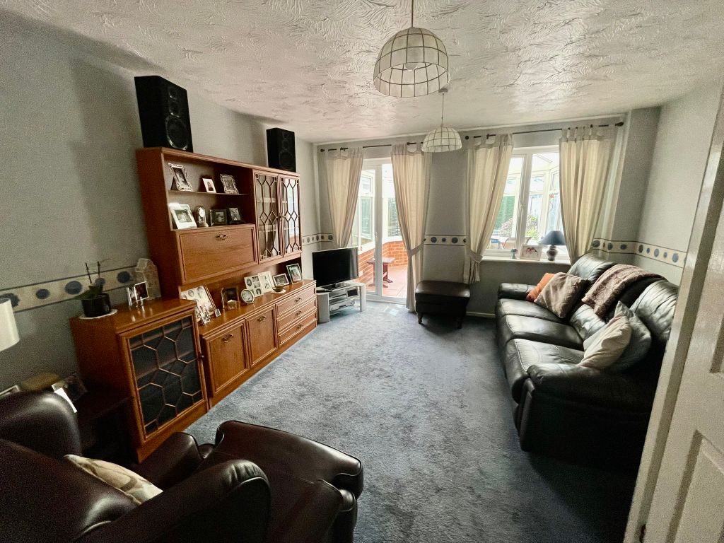 Property photo 2 of 10 Img_2784