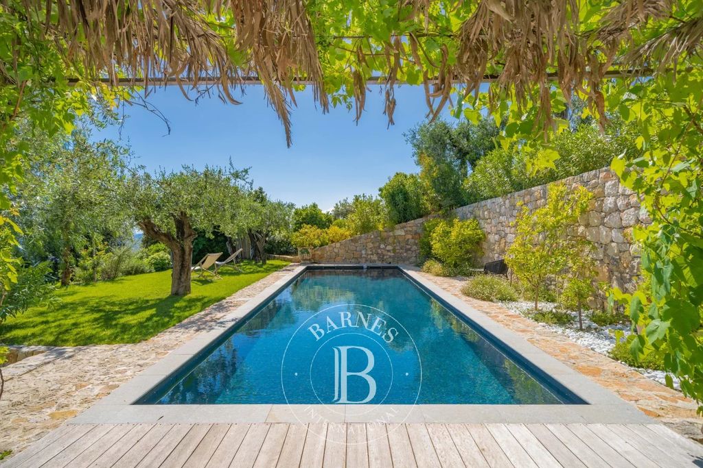 Property photo 3 of 41