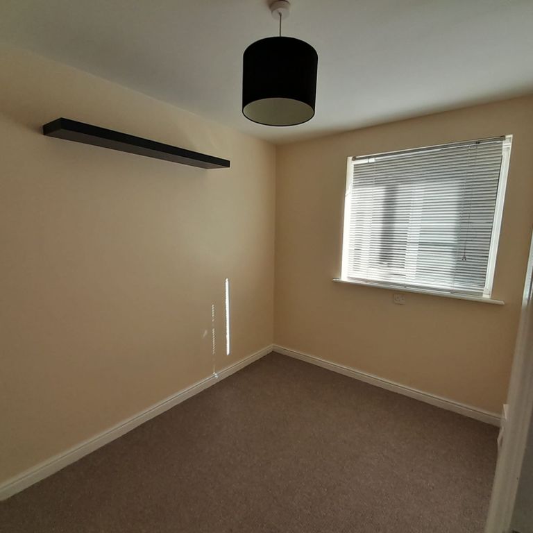 Property photo 2 of 9 Gallery