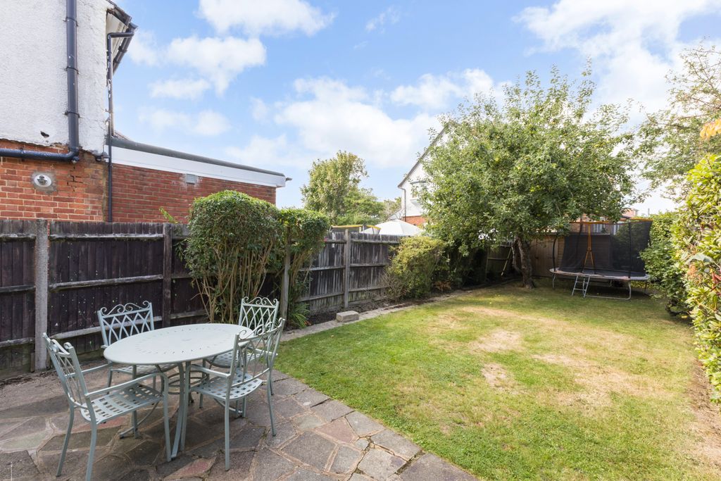 Property photo 3 of 26