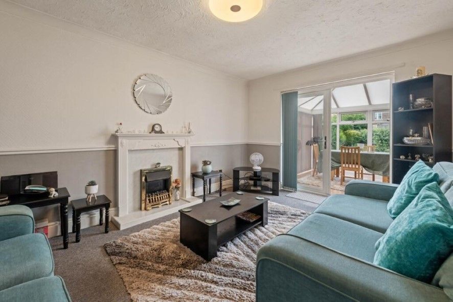 Property photo 2 of 13