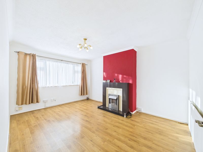 Property photo 2 of 14 Photo 4