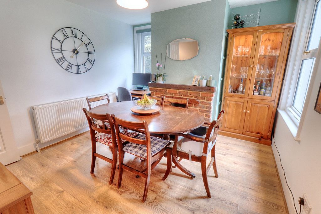 Property photo 3 of 12 Photo 3