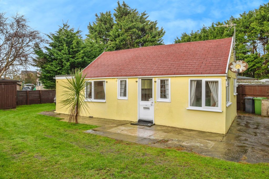 Property photo 3 of 18