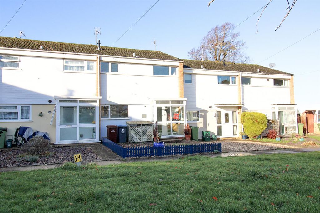 Property photo 1 of 10 Exterior