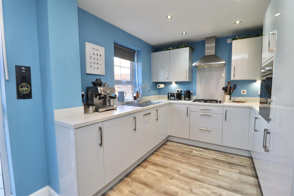 Property photo 3 of 16 Img_6186.Jpg