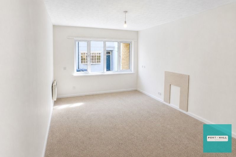 Property photo 3 of 13 Media
