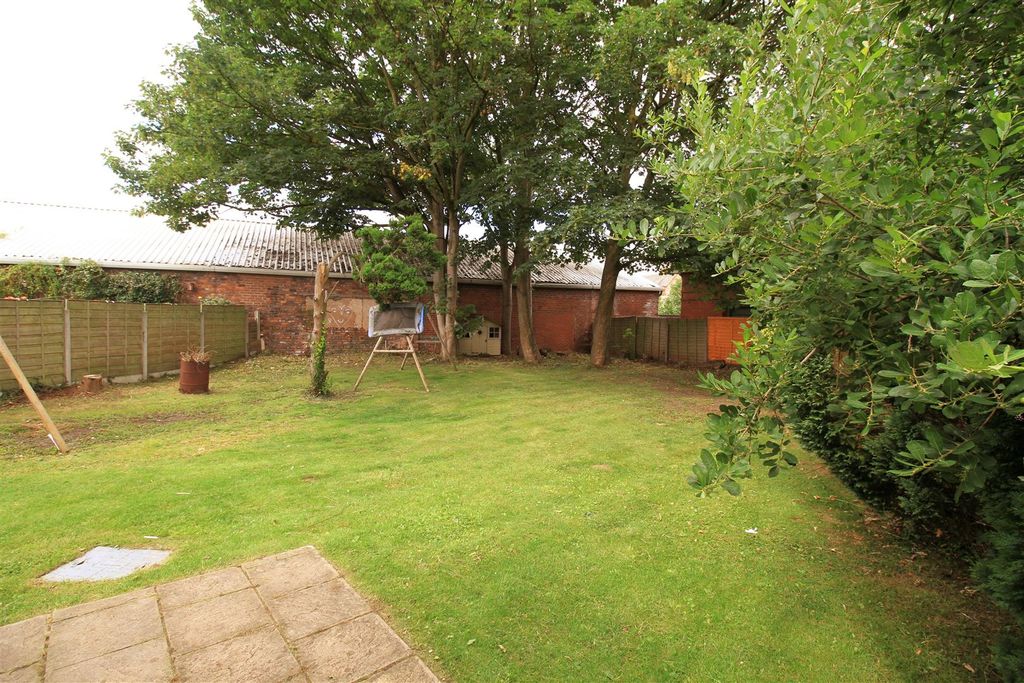 Property photo 2 of 14 Rear Garden.Jpg