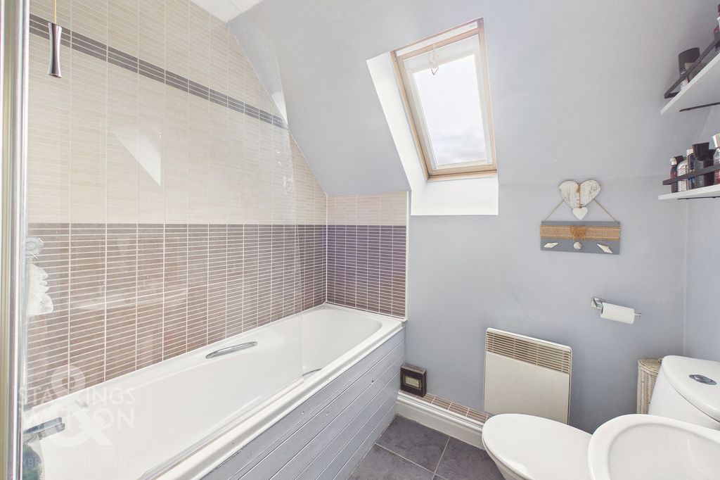 Property photo 3 of 16