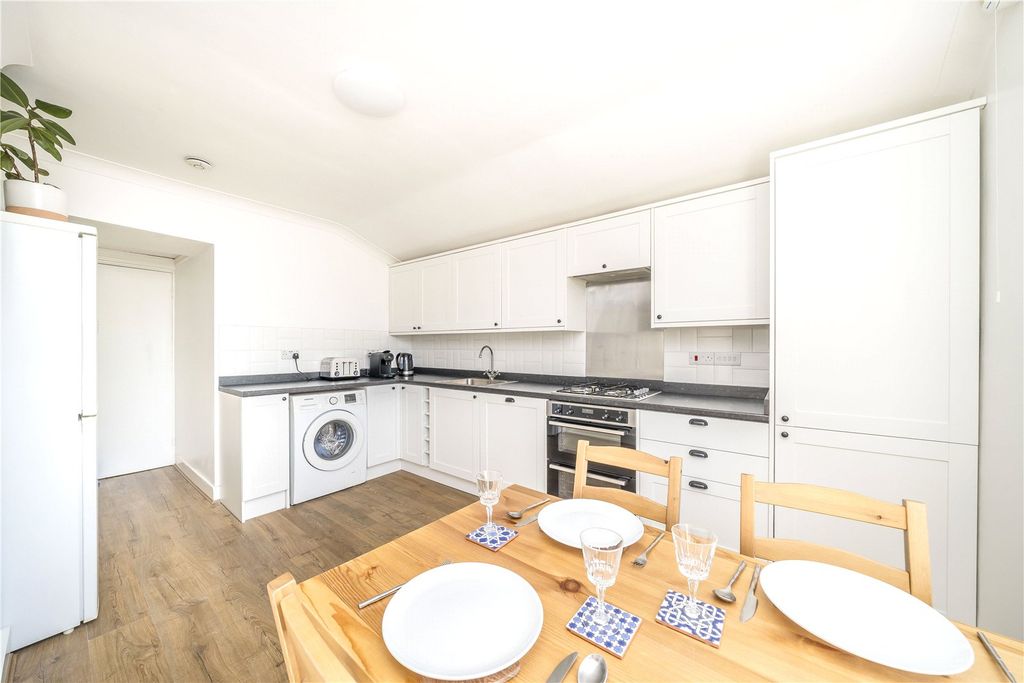 Property photo 1 of 10 Picture No. 03