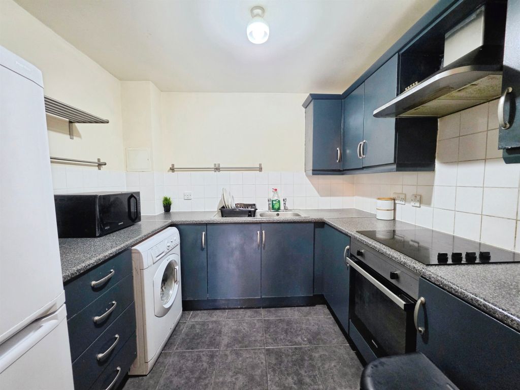 Property photo 2 of 16