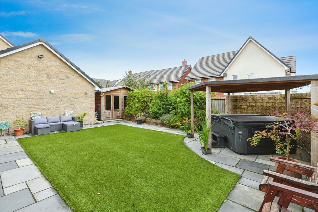 Property photo 3 of 23 Exterior Rear