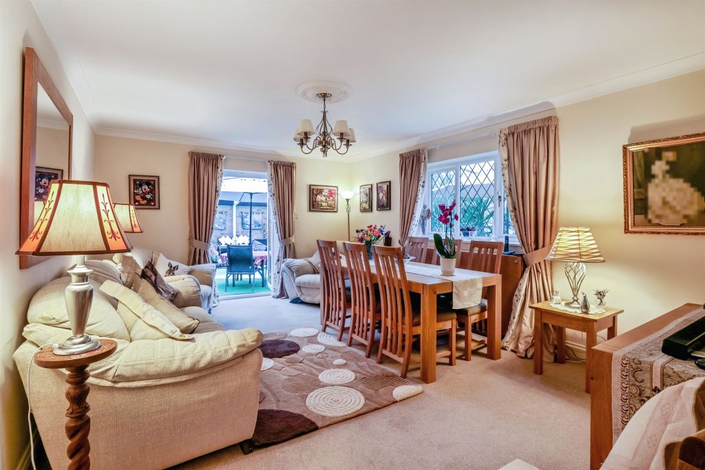 Property photo 3 of 17