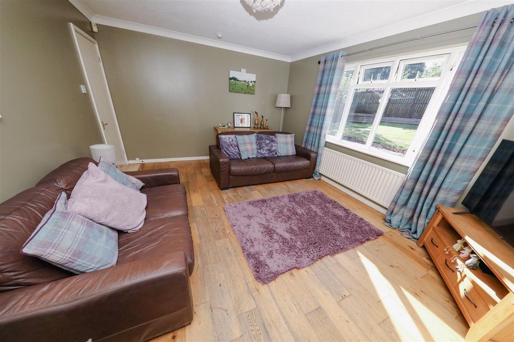 Property photo 2 of 18 B