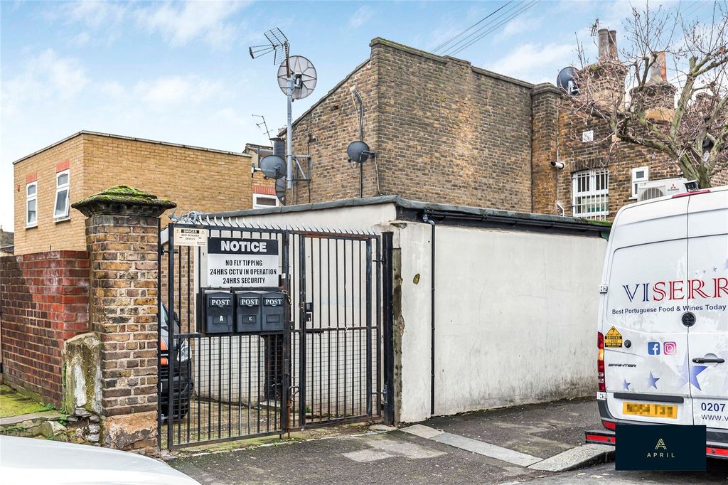 Property photo 2 of 6 Picture No. 04