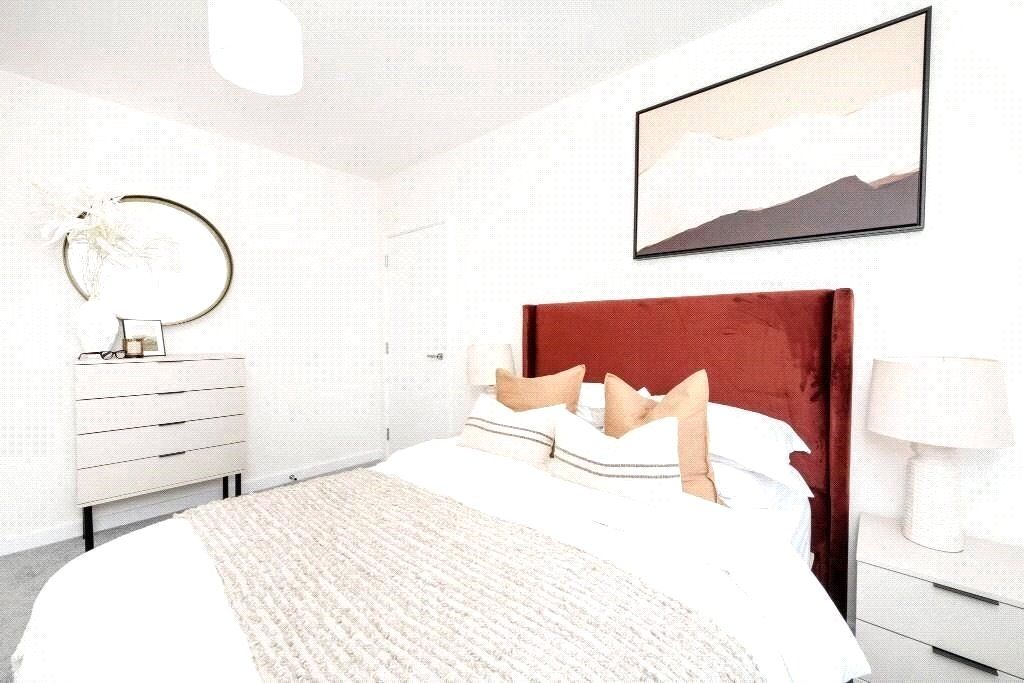 Property photo 3 of 20 Bedroom