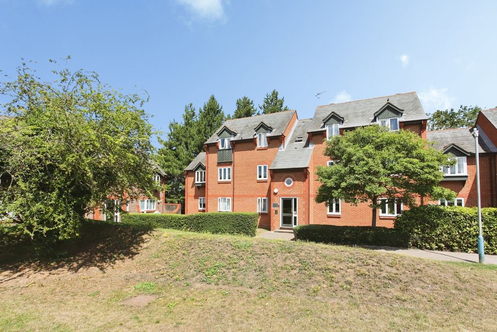 Property photo 1 of 14 Pbox-Img.Jpg