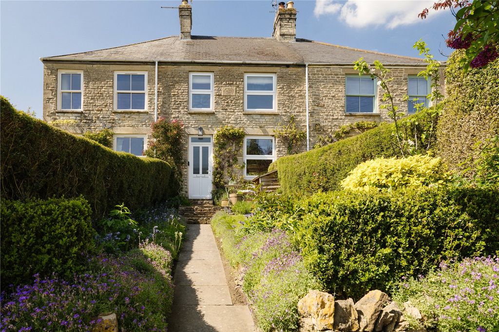 Property photo 1 of 16 Picture No. 18