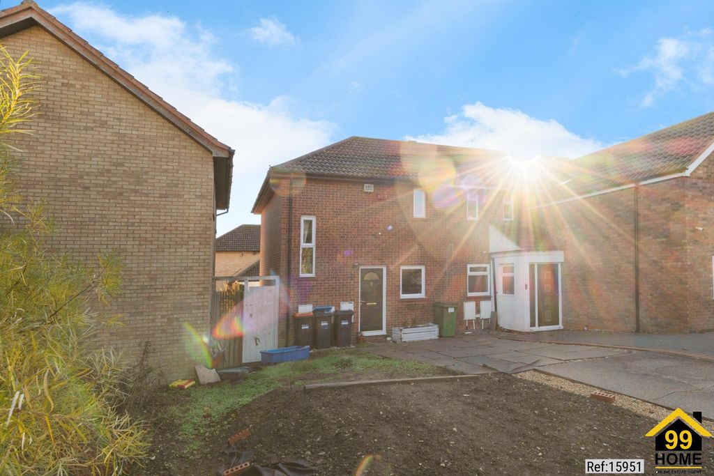 Property photo 2 of 20 Photo 1