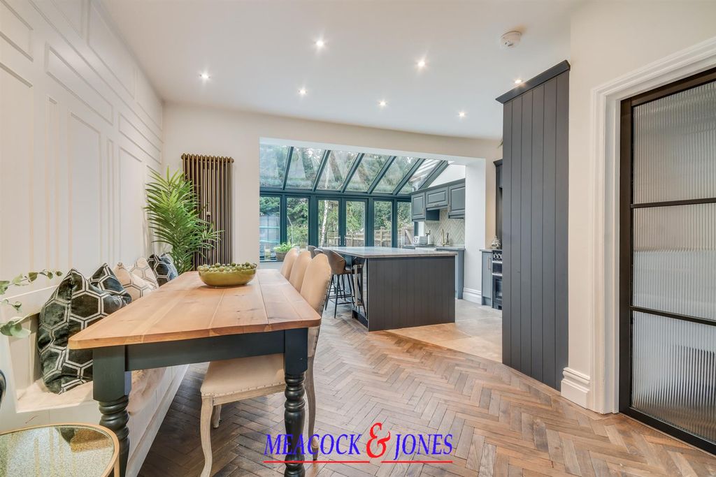 Property photo 2 of 27 Dsc_2214-Dsc_2218.Jpg