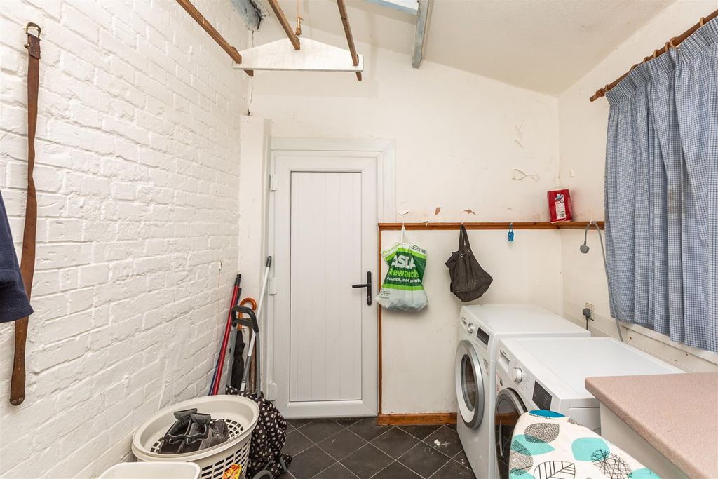 Property photo 2 of 14 Cz0A0041.Jpg